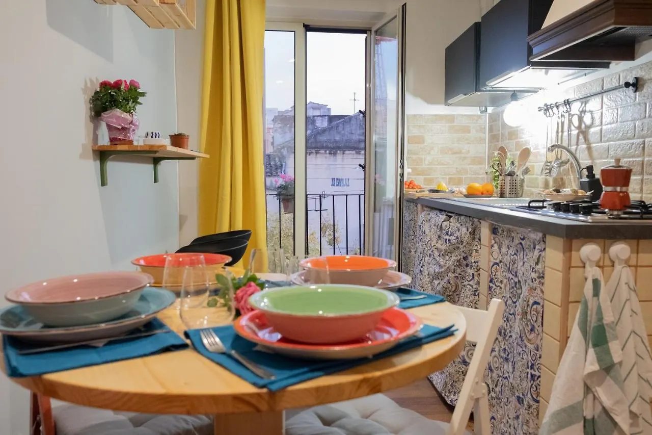 Casa Ballaro Palermo 0*,